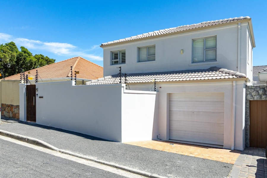 To Let 3 Bedroom Property for Rent in Camps Bay Western Cape